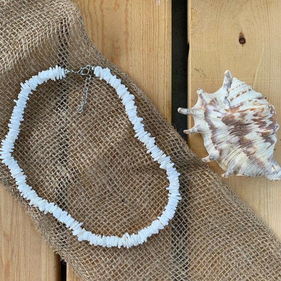Chips Puka Shell Beach Choker - Picture 1 of 4